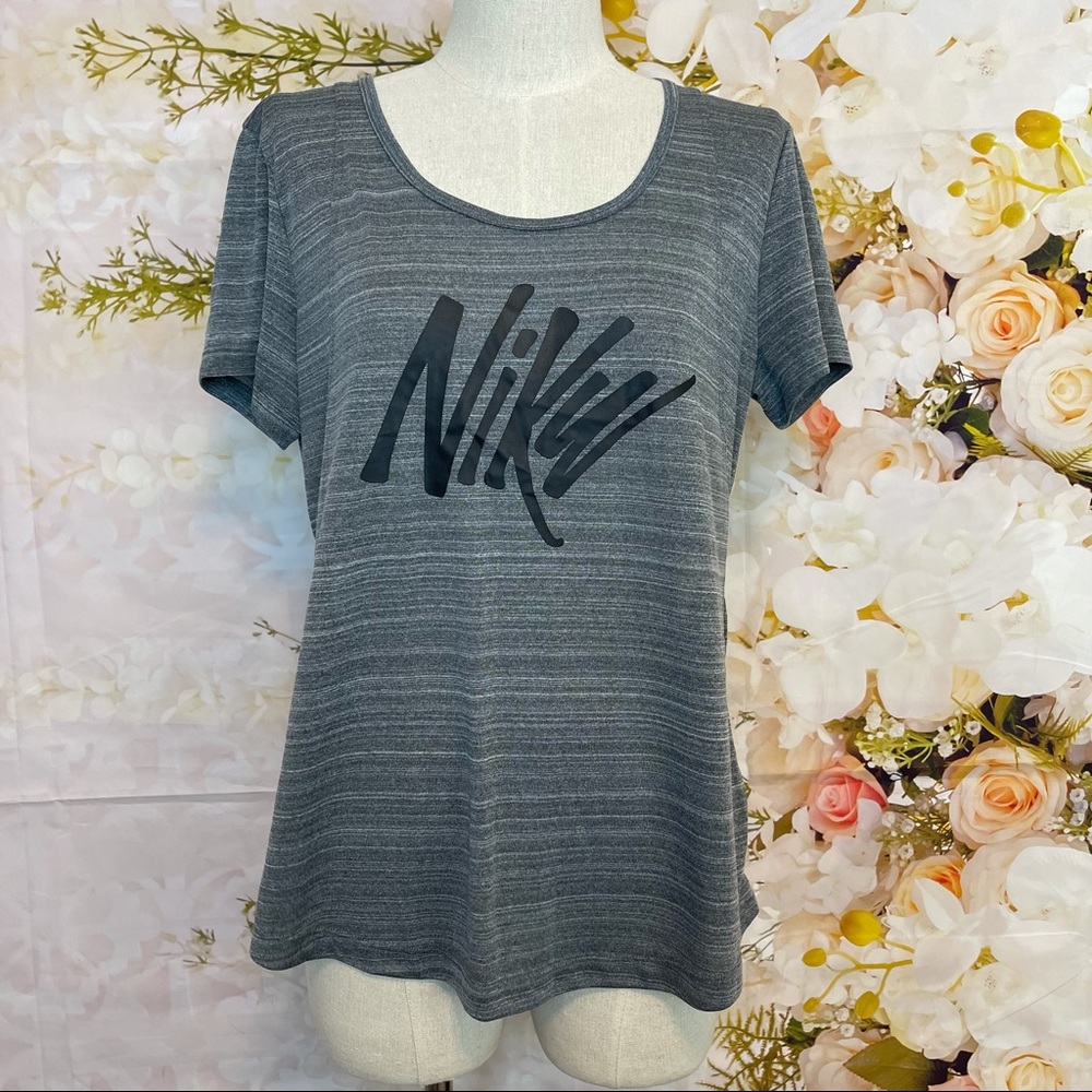 Nike Dry-Fit‎ Grey Medium WorkOut Tee
